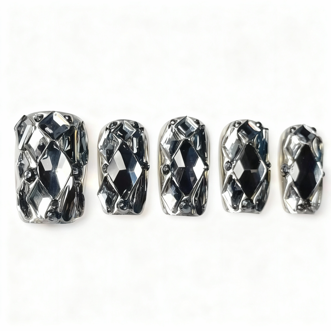 Prism Cyber Maiden Press-On Nails T262