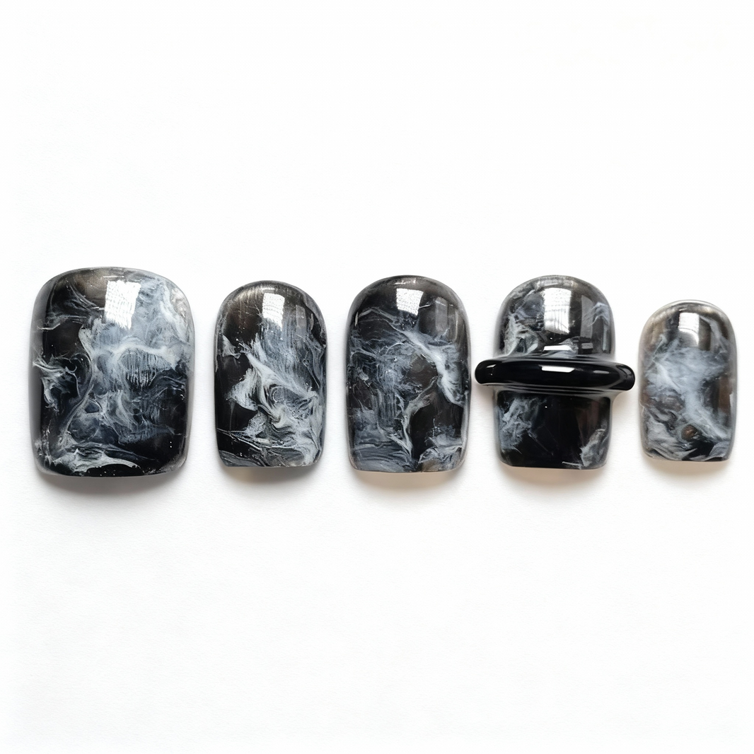 Ink-Wash Smudged Press-On Nails T258