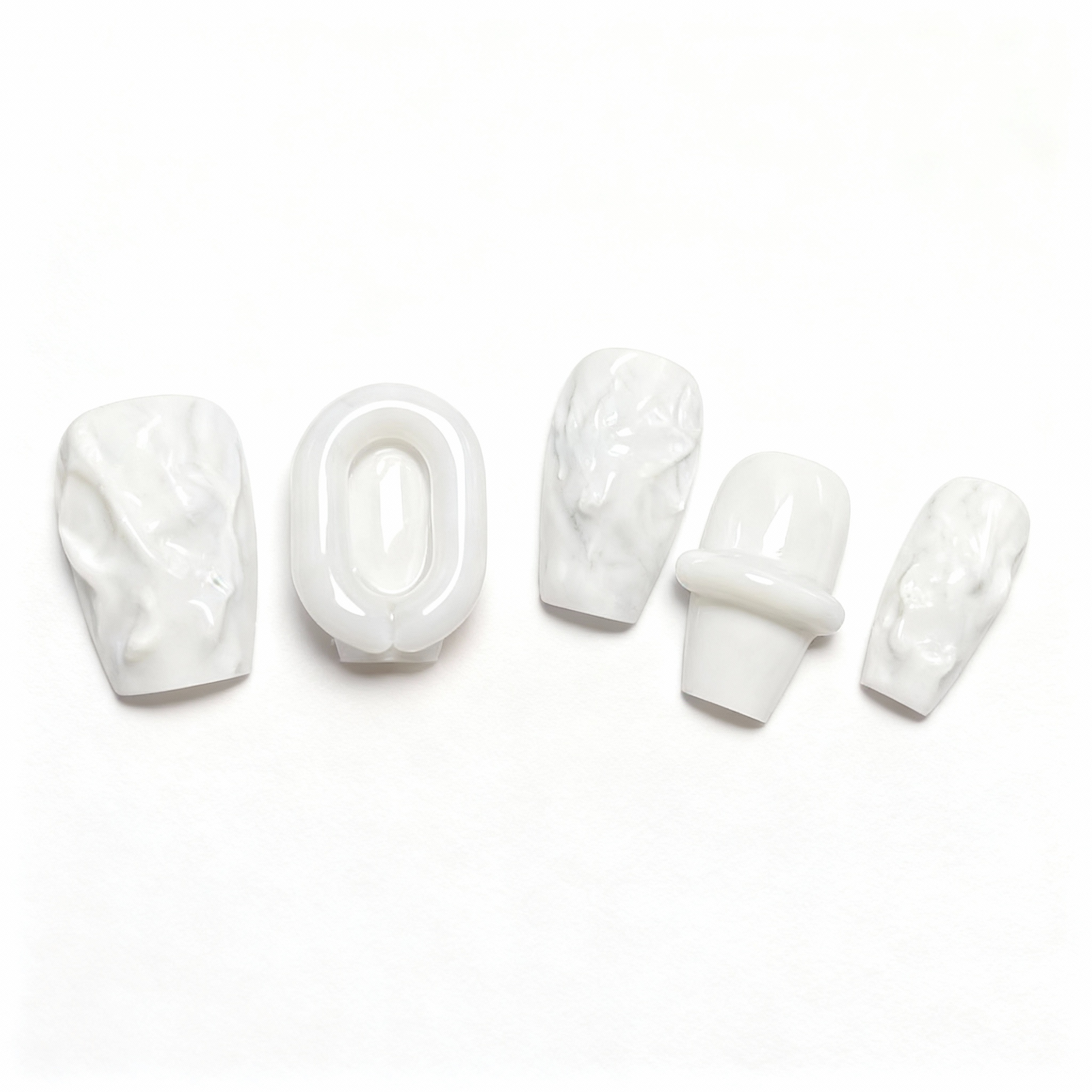 Black & White Press-On Nails T256