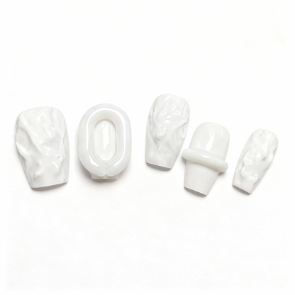 Black & White Press-On Nails T256