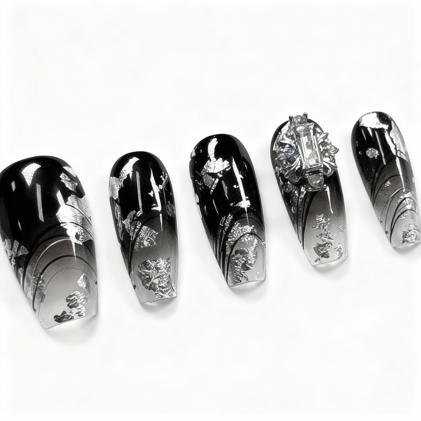 Silver & Black Press-On Nails T249